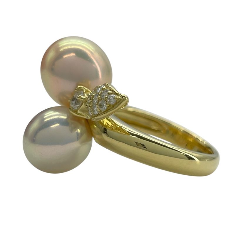 Exquisite K18YG Pearl and Diamond Ring - Timeless Elegance