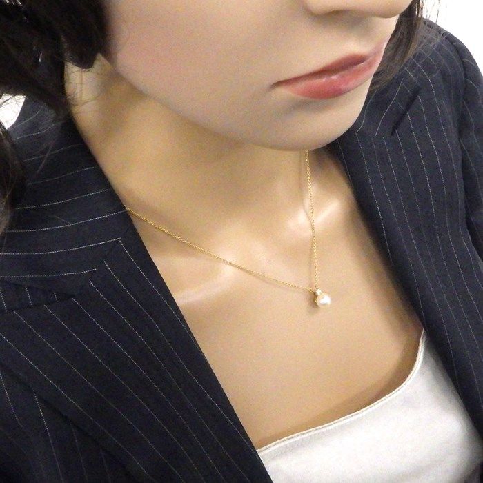 Tiffany & Co. 7mm Pearl & Diamond Necklace in 18K Yellow Gold