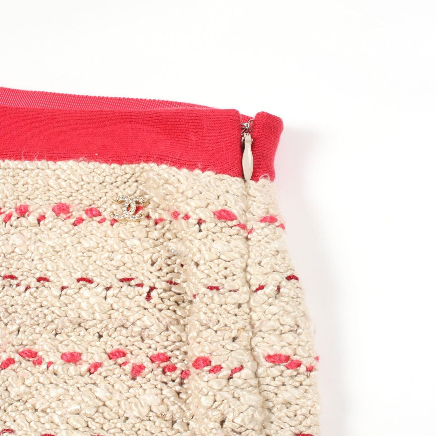 CHANEL Silk Wool Knit Skirt - Timeless Elegance in Beige & Red