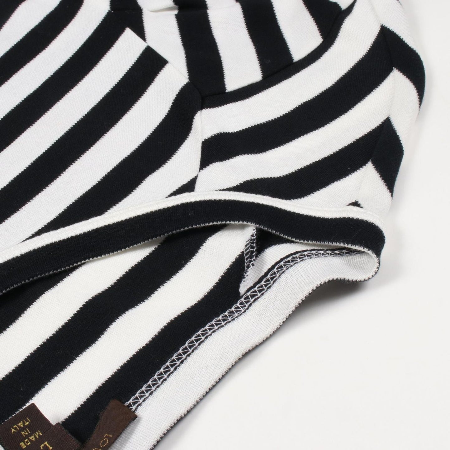 Louis Vuitton Black & White Cotton T-Shirt - Elegant Casual Wear