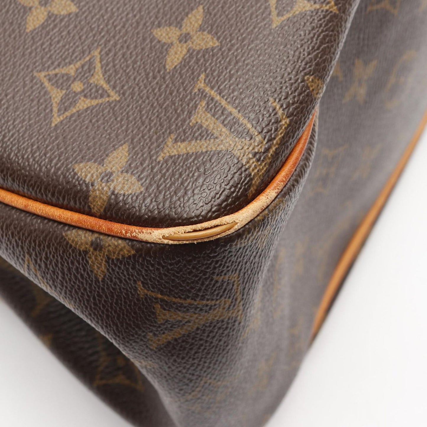 Louis Vuitton Batignolles Oriental Monogram Shoulder Bag - Timeless Elegance