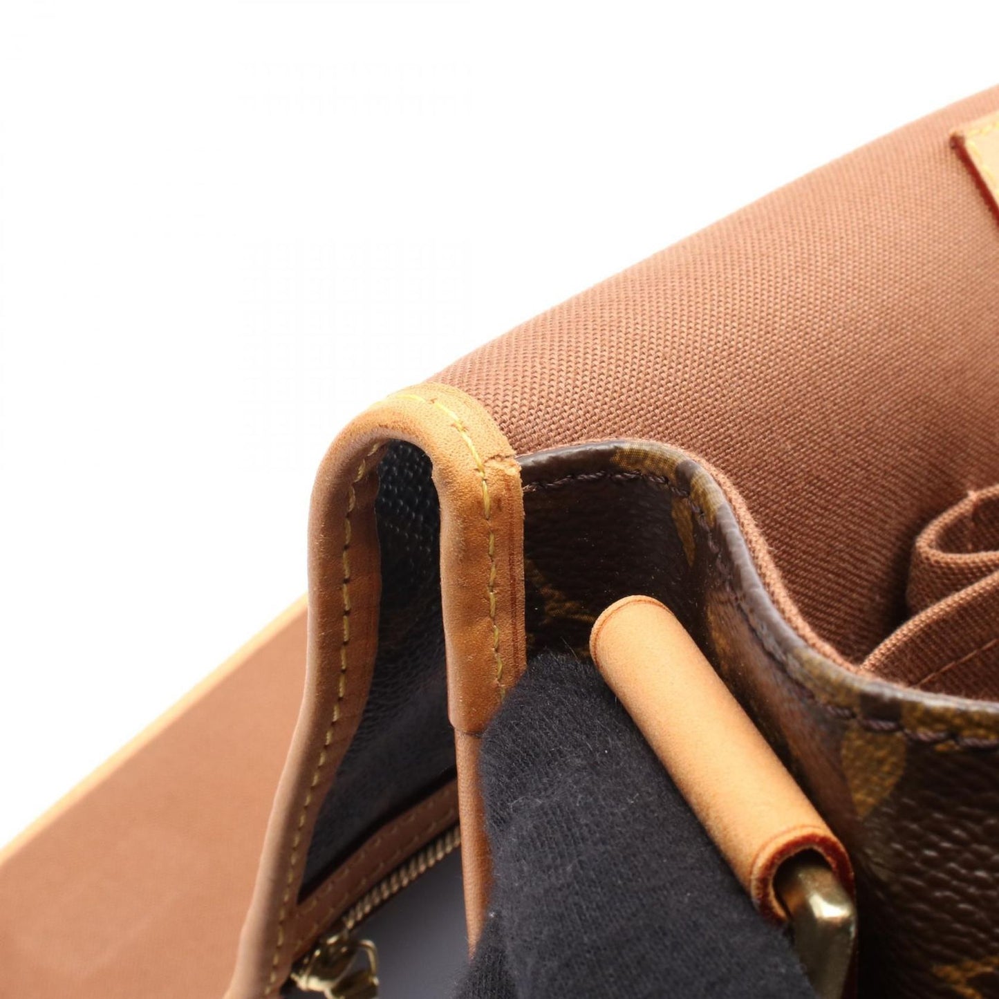 Louis Vuitton Messenger PM Bosphore Shoulder Bag - Timeless Elegance