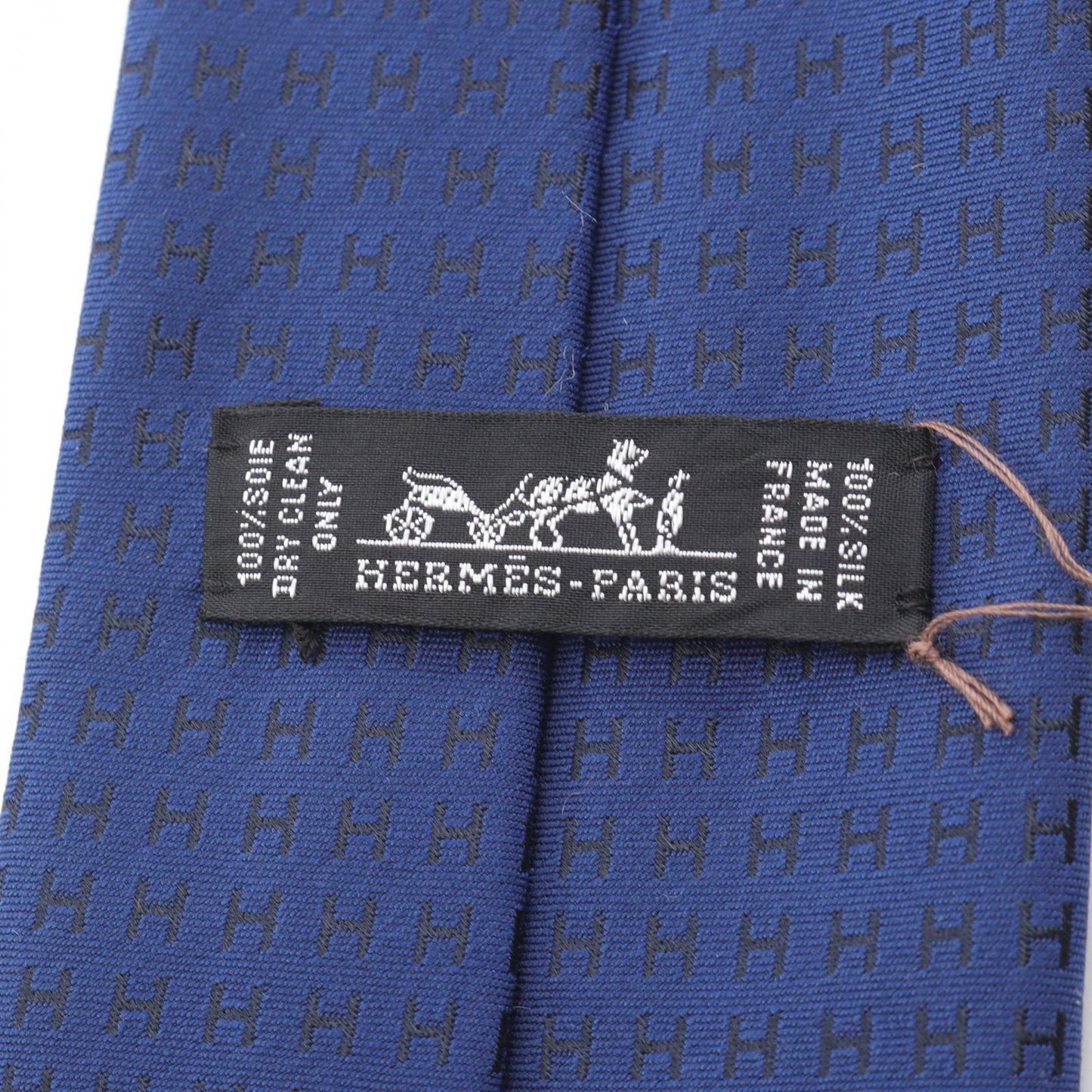 HERMES Silk Tie in H Pattern - Unused Luxury Accessory