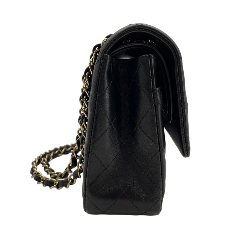 CHANEL Matelassé 25 Wappen Black Lambskin Shoulder Bag