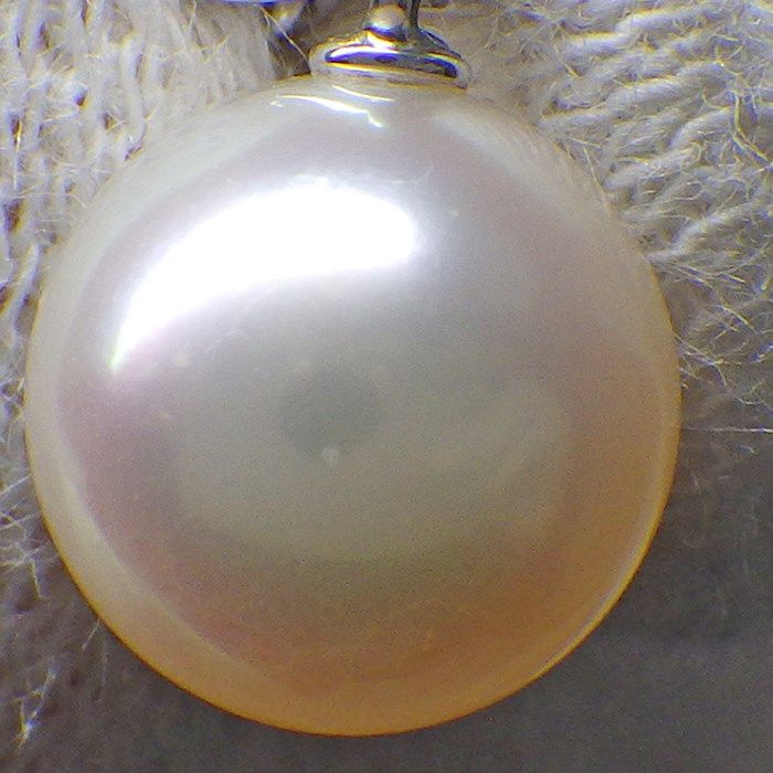 MIKIMOTO Akoya Pearl Necklace in K18 White Gold - Exquisite Elegance