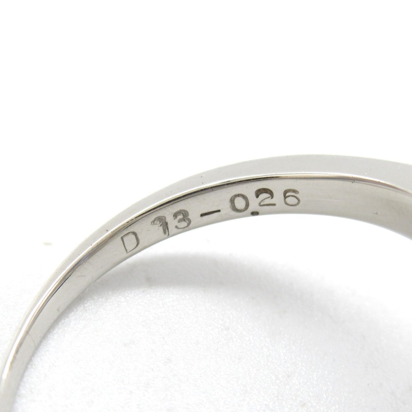 Exquisite Sapphire and Diamond Ring in Platinum - A Timeless Treasure