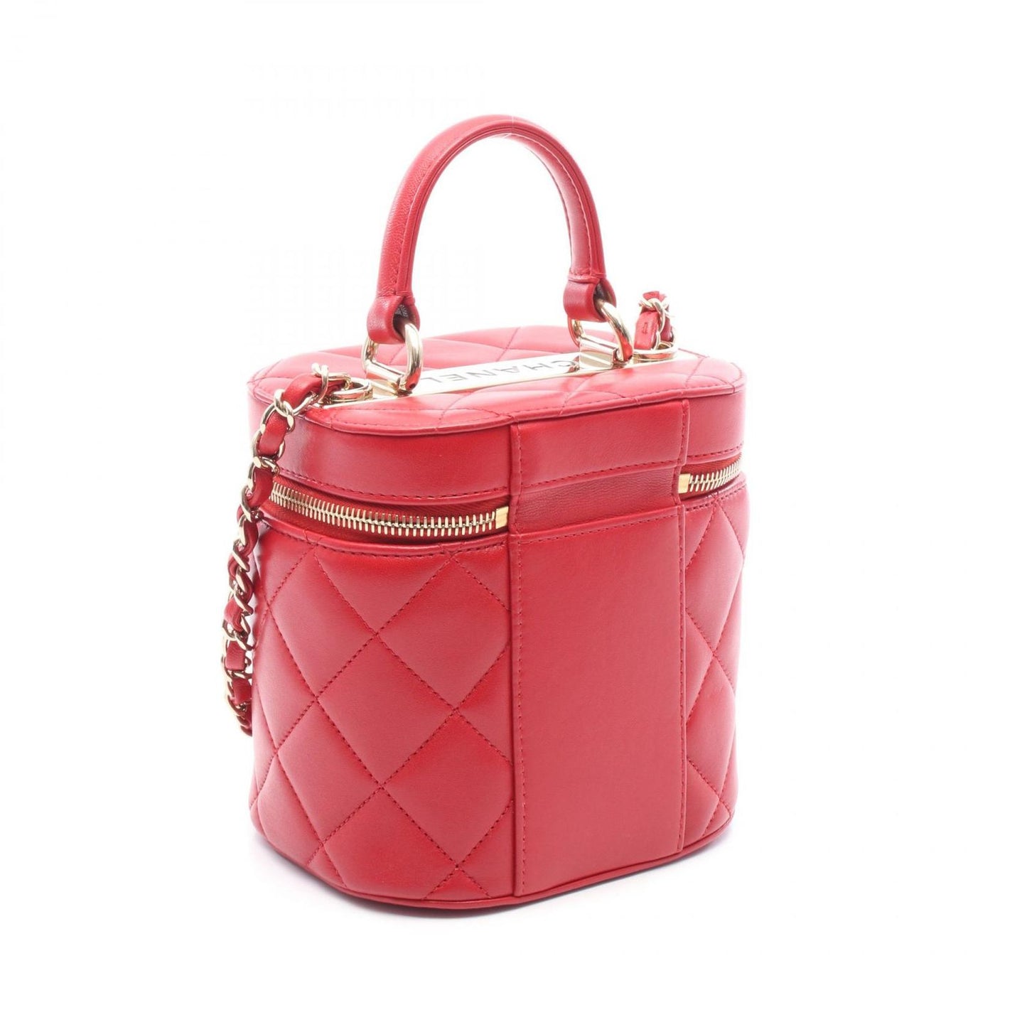 CHANEL Trendy CC Vanity Shoulder Bag in Red Leather - Exquisite Craftsmanship