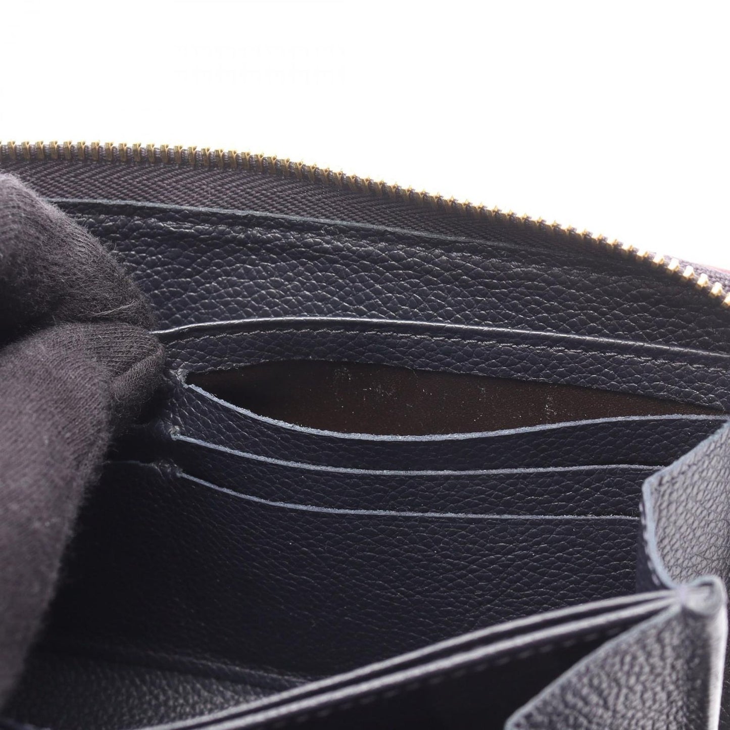 Louis Vuitton Zippy Wallet in Marine Rouge - Exquisite Craftsmanship