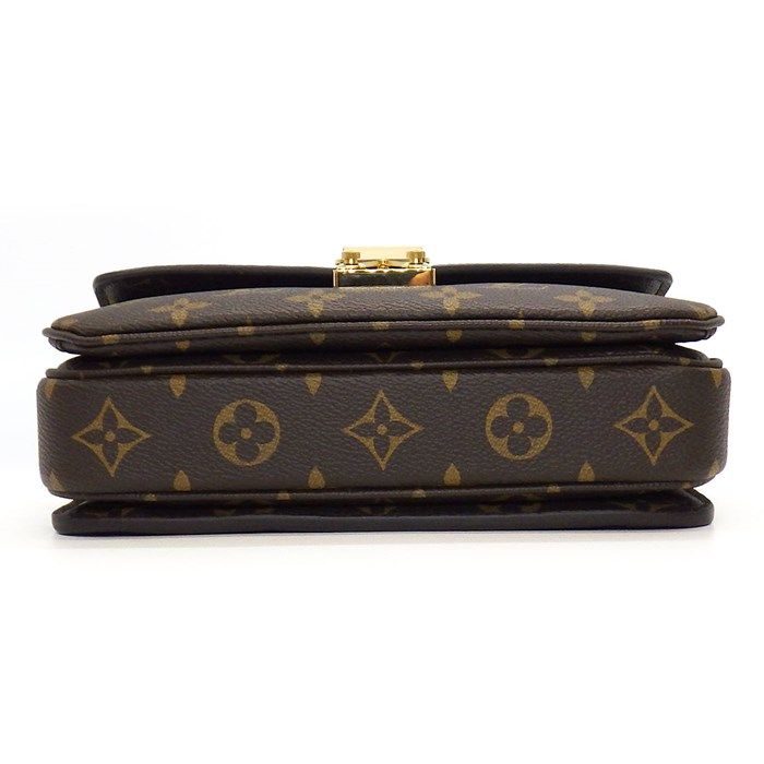 Louis Vuitton Monogram Pochette Métis EW Handbag - Timeless Elegance