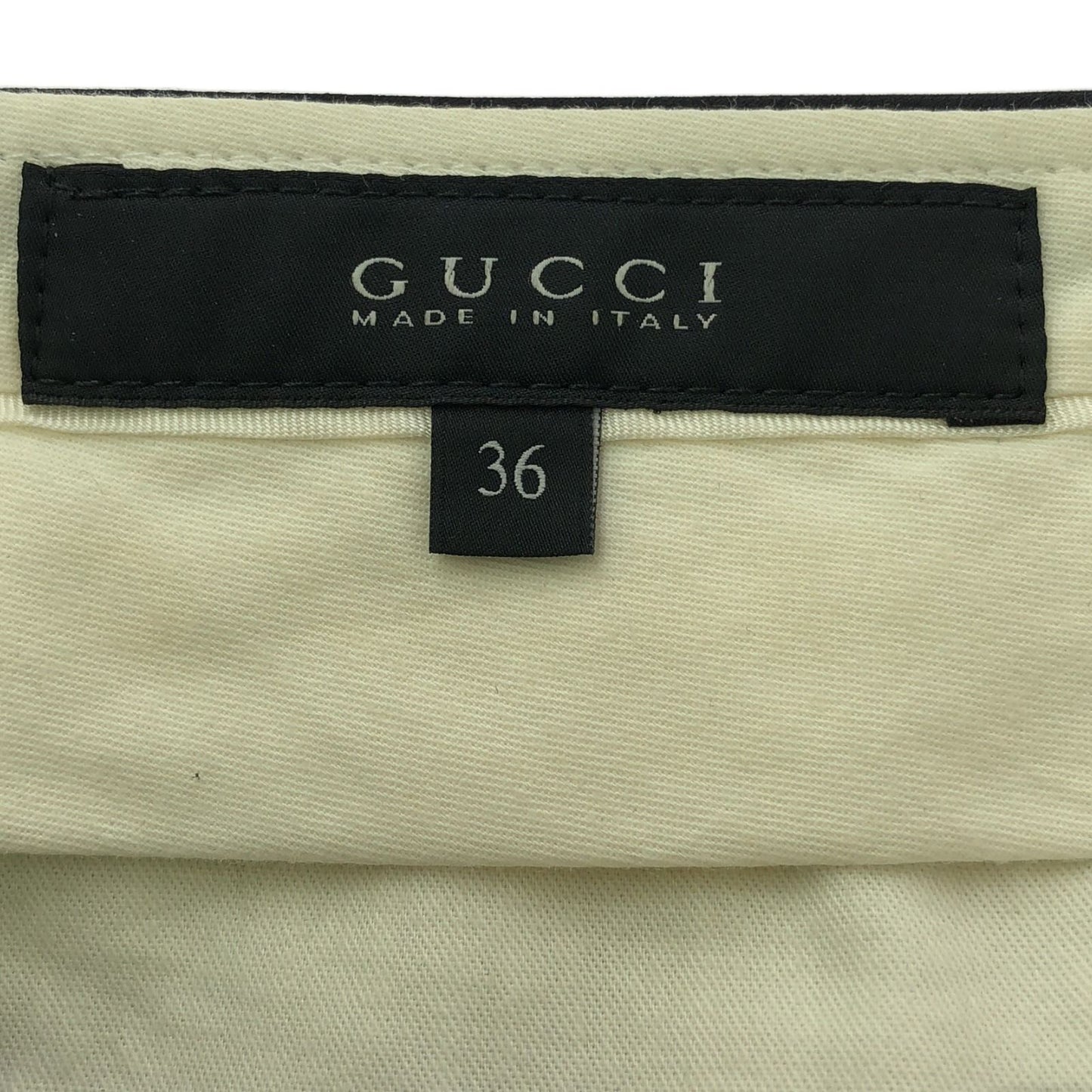 GUCCI Black Wool Pants - Elegant Sophistication for the Modern Woman
