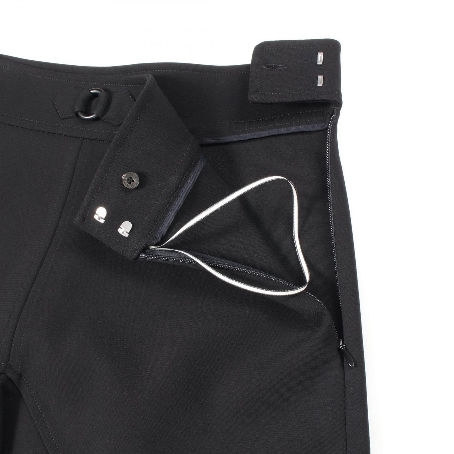 HERMES Black Rayon Skirt - Timeless Elegance in Size 40