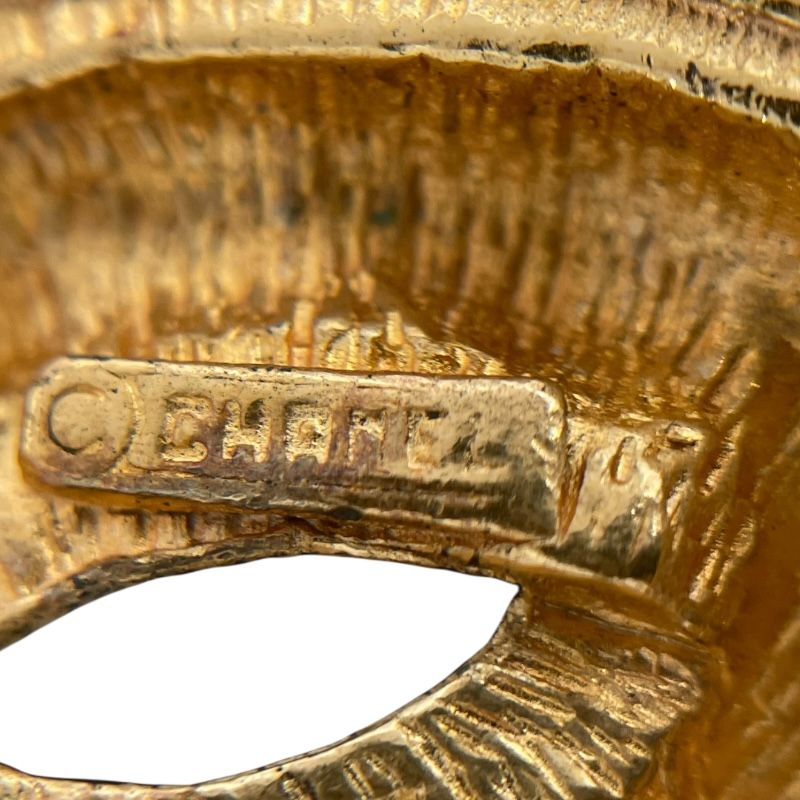 CHANEL Coco Mark Brooch in Gold - Timeless Elegance