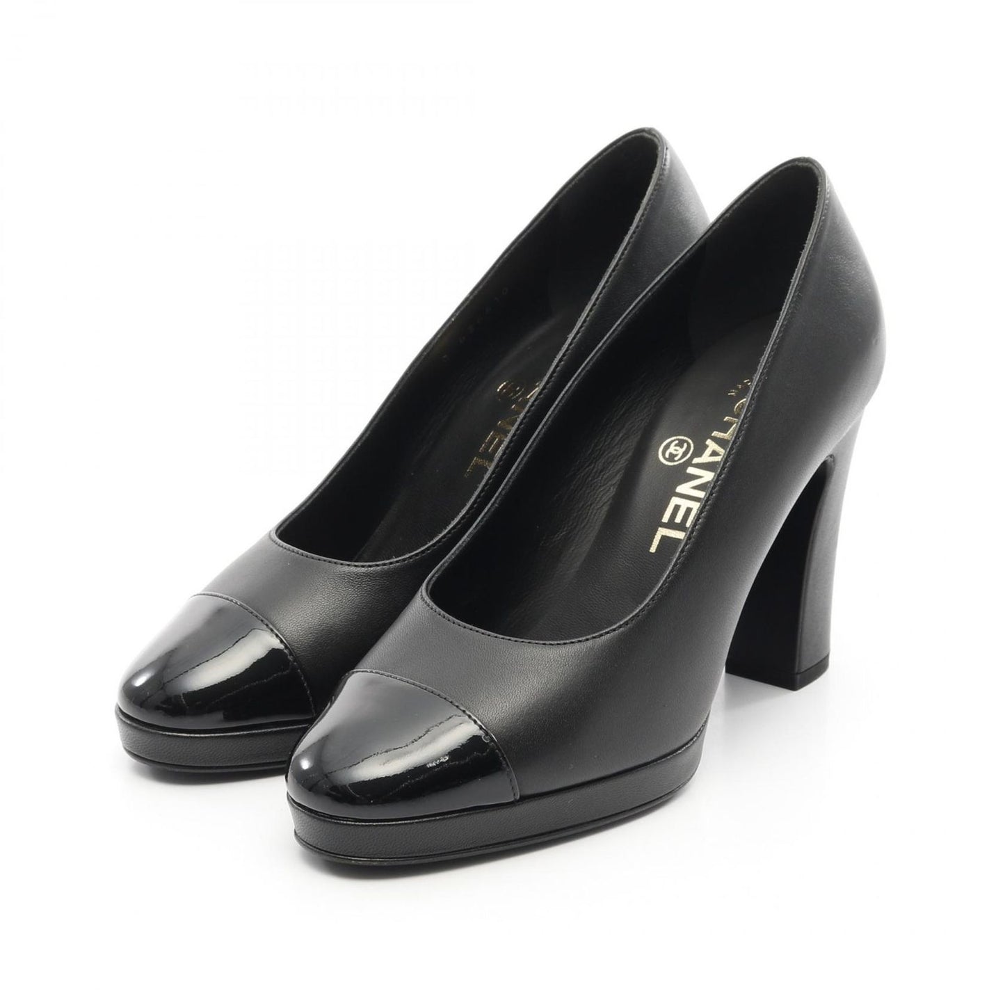 CHANEL Coco Mark Black Leather Pumps - Timeless Elegance