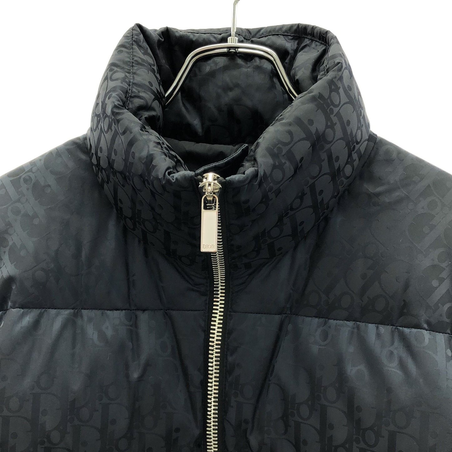Dior Navy Down Jacket - Exquisite Craftsmanship & Timeless Style
