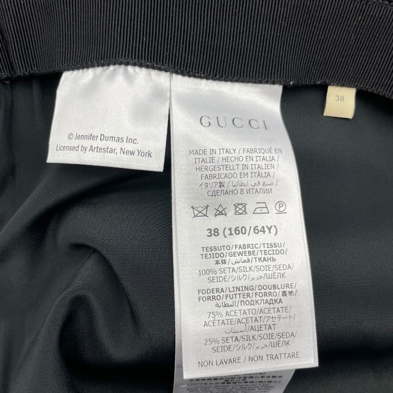 GUCCI Patrick Nagel Graphic Print Silk Skirt - Black, Size 38