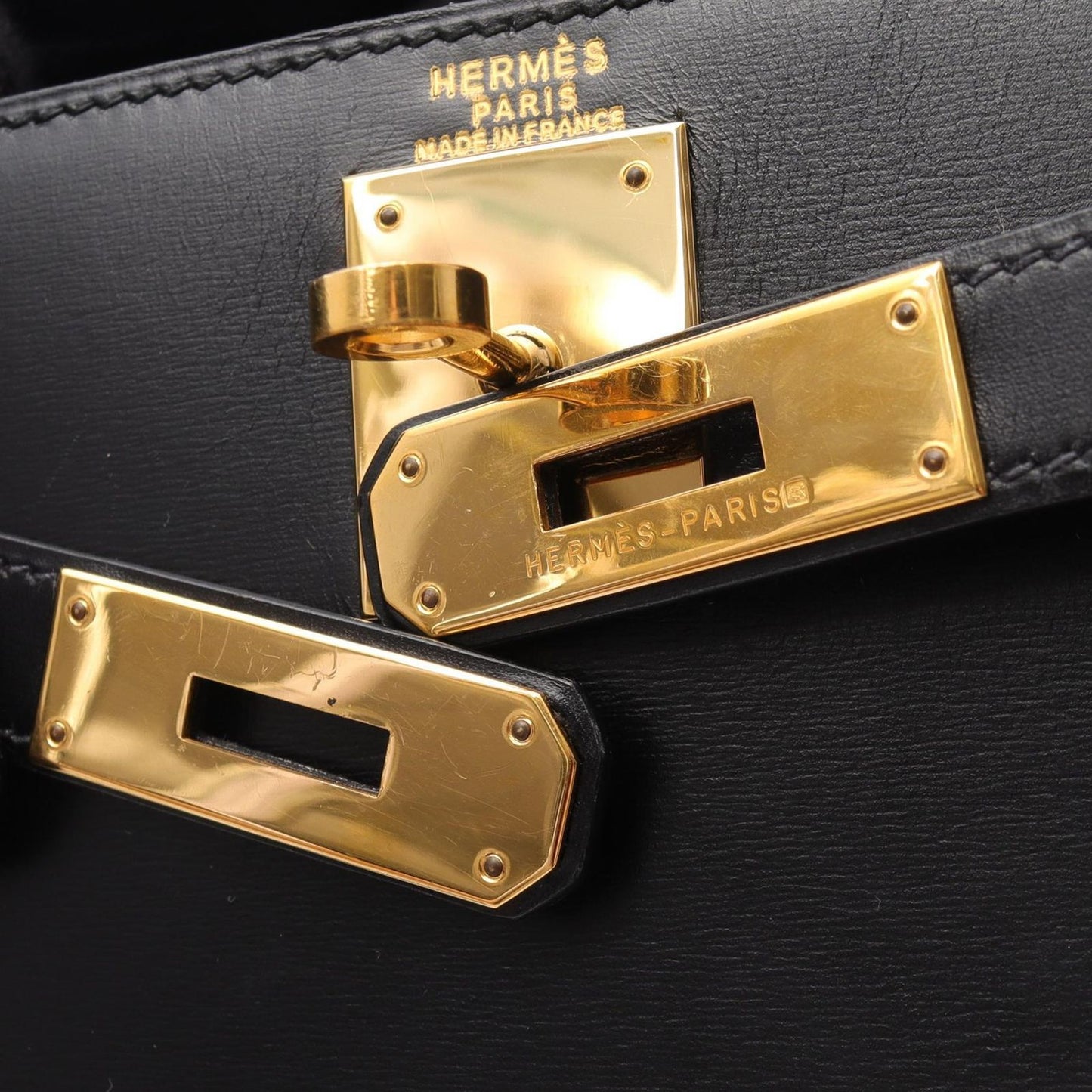 HERMES Kelly 28 Handbag in Black Box Calf Leather