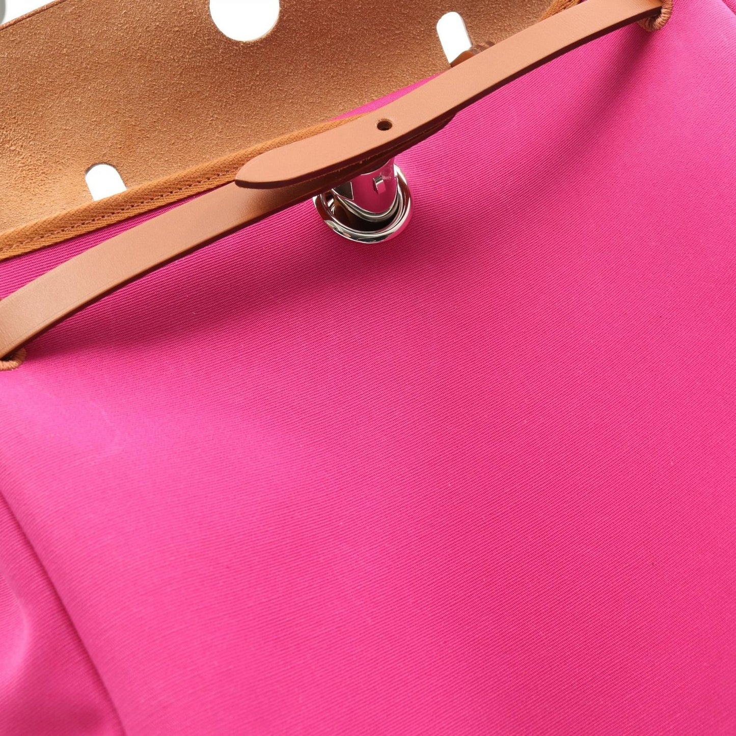 HERMES Élan Handbag in Magnolia & Dune - Exquisite Craftsmanship