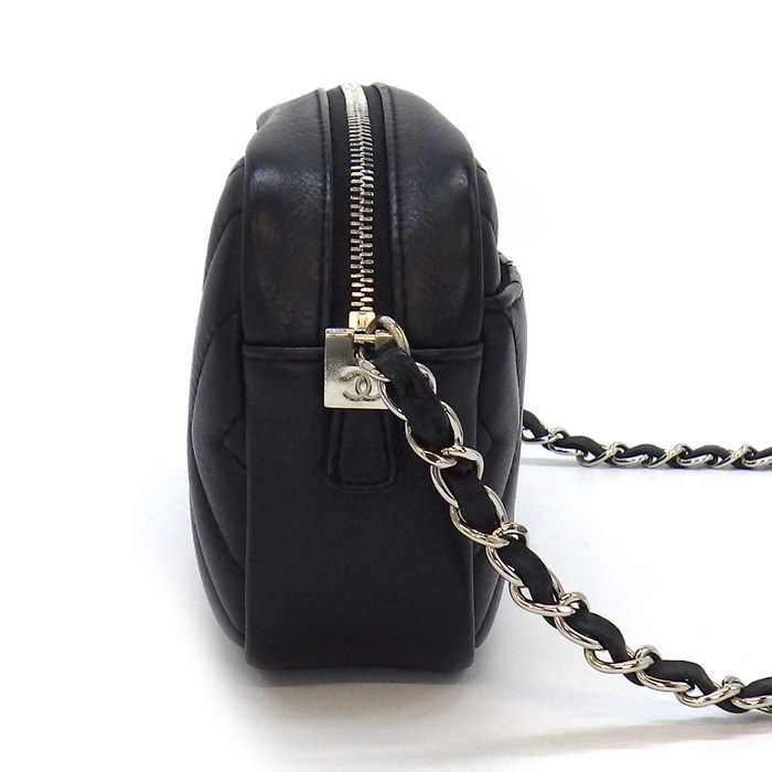 Chanel Chevron Shoulder Bag A57617 in Black Lambskin