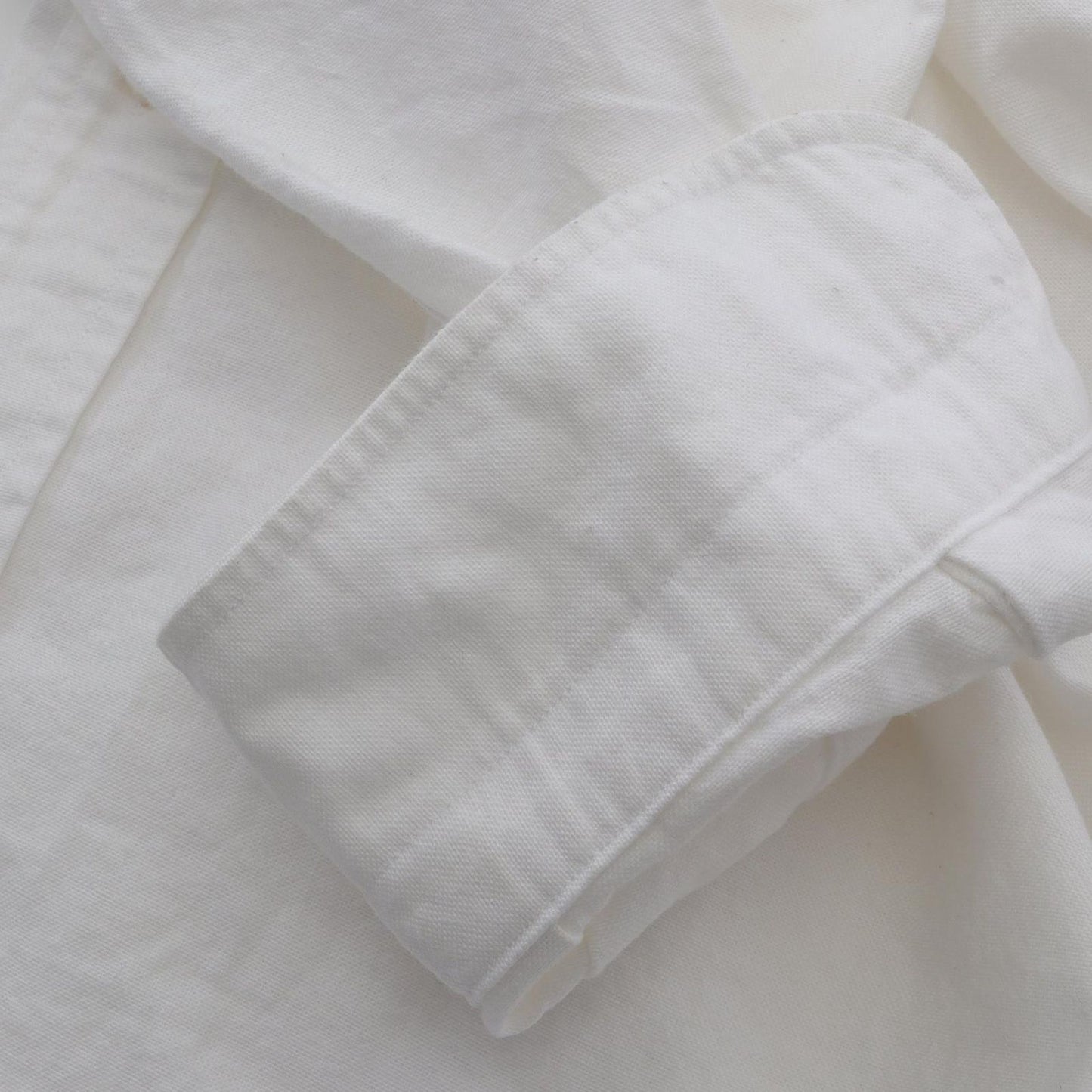 COMOLI Cotton Oxford BD Shirt - Timeless Elegance in White