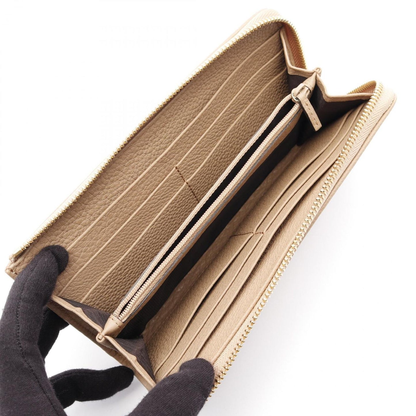 GUCCI Logo L-Zip Long Wallet in Beige Leather - Timeless Elegance