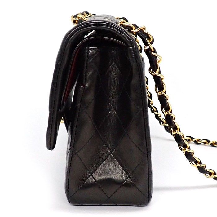 Chanel Classic Matelassé 25 Shoulder Bag - 1997 Edition