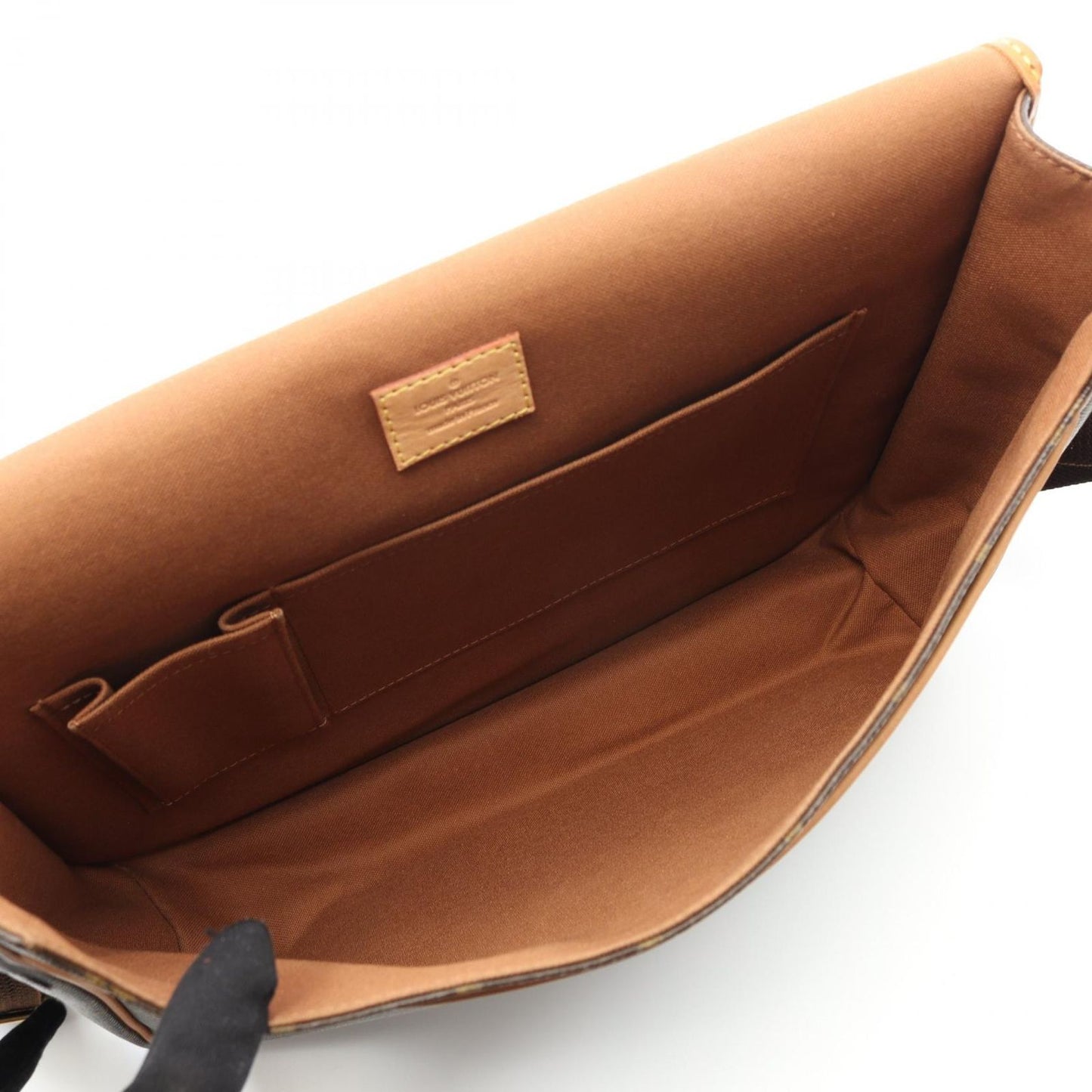 Louis Vuitton Monogram Bosphore GM Messenger Bag - Timeless Elegance