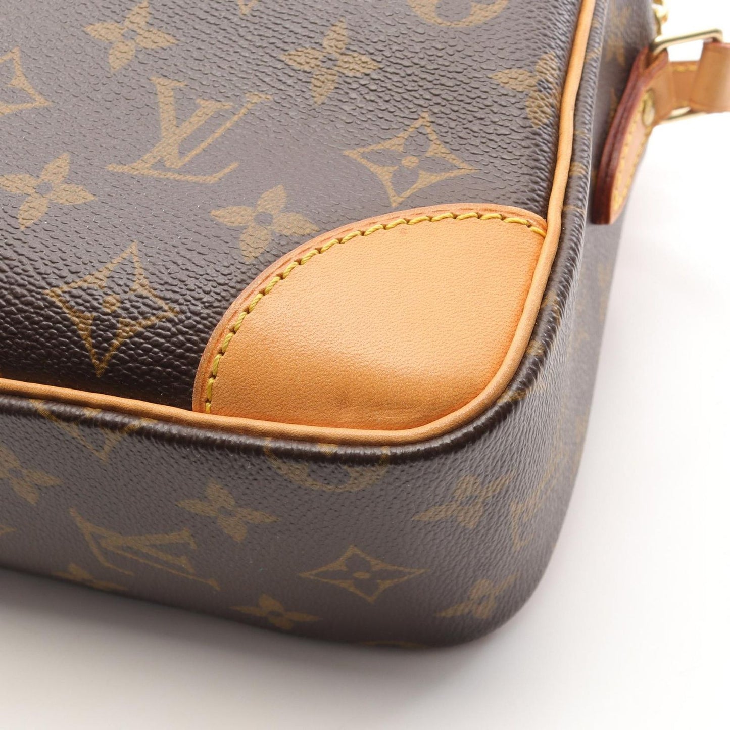 Louis Vuitton Monogram Trocadéro 30 Shoulder Bag - Timeless Elegance