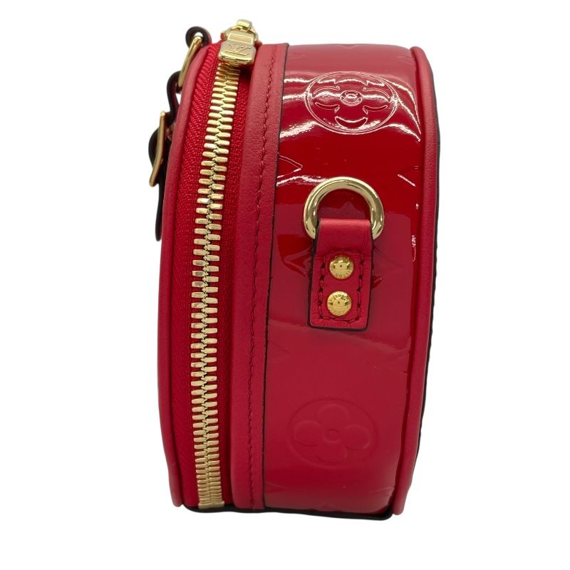 Louis Vuitton Boite Chapeau Souple M90498 in Rouge with Gold Hardware