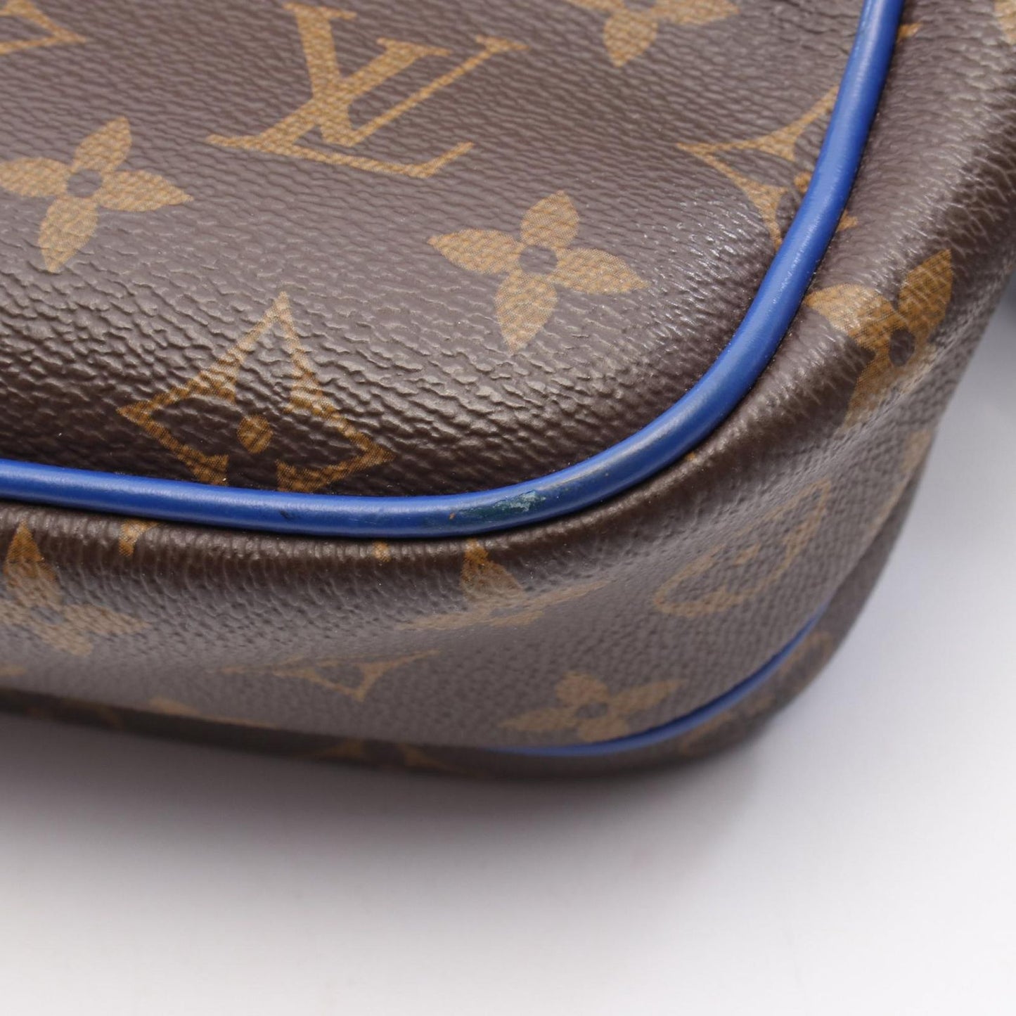 Louis Vuitton S Lock Messenger Handbag in Blue PVC Canvas