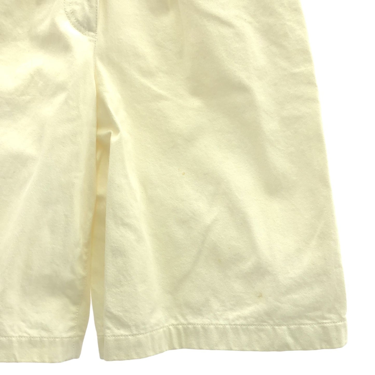 FENDI Women's White Cotton Shorts - Timeless Elegance
