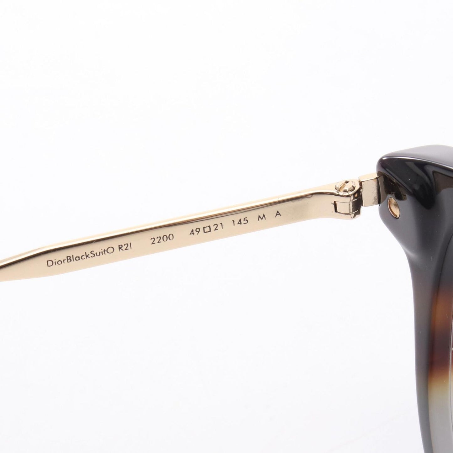 Dior Blacksuit O R21 Sunglasses in Gold - Timeless Elegance