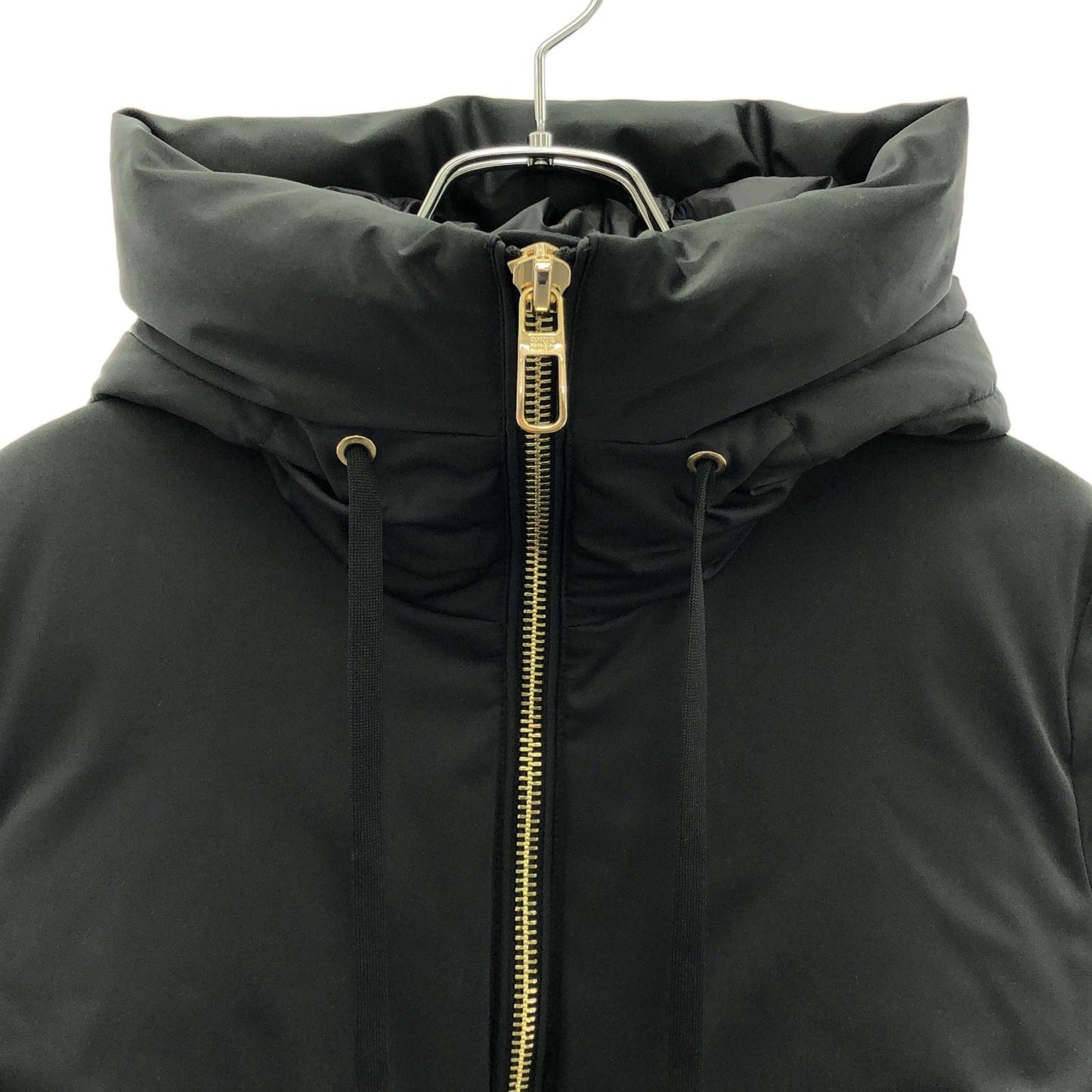DUNO Julia Down Jacket in Black - Elegant Women's Outerwear