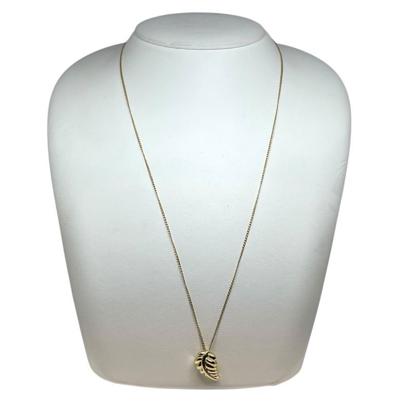 Tiffany & Co. 750YG Leaf Necklace - Exquisite Luxury Jewelry