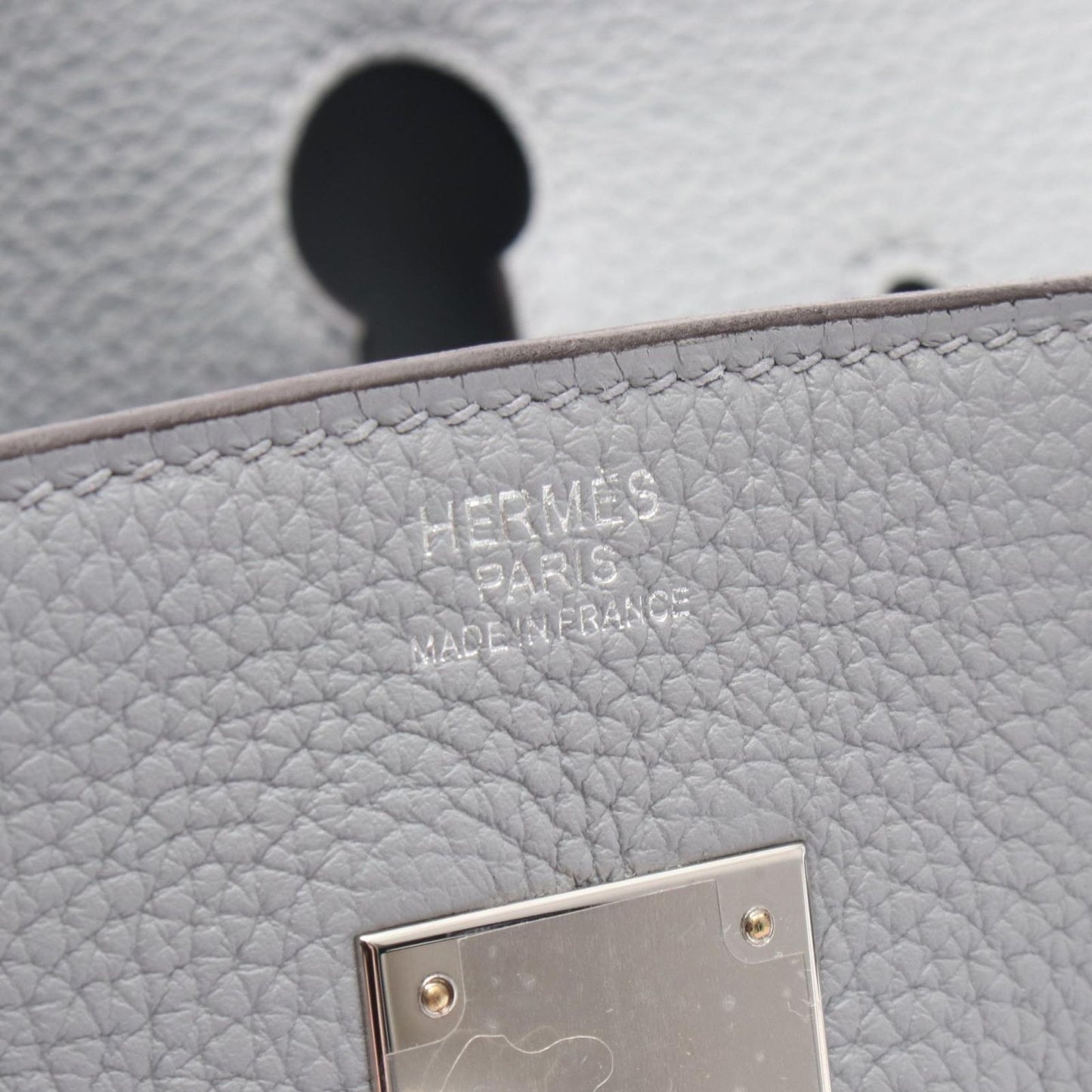 HERMES Birkin 30 Handbag in Gris Panton - Unused Luxury