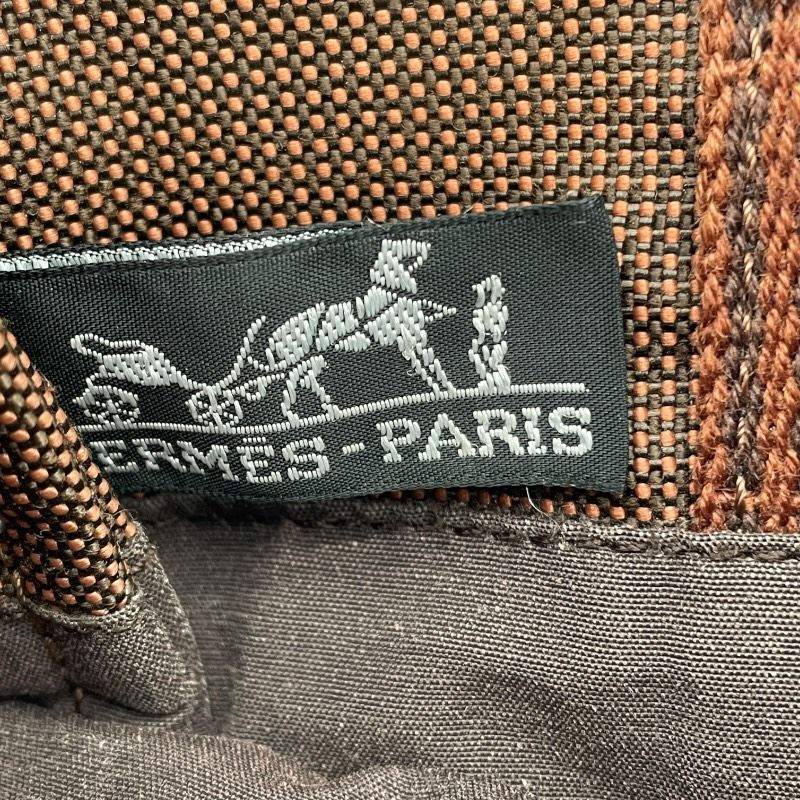 HERMES Élan Line Pochette in Brown - Exquisite Shoulder Bag