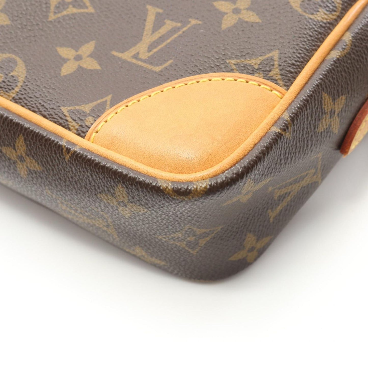 Louis Vuitton Trocadéro 27 Shoulder Bag - Timeless Elegance