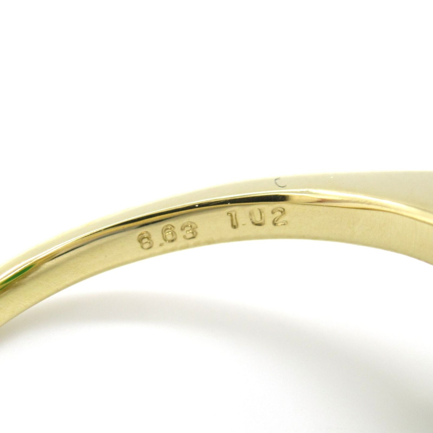 Exquisite Jade and Diamond Ring in 18K Yellow Gold