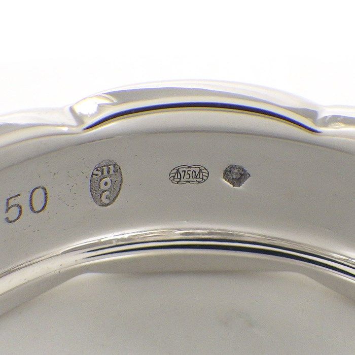 CHANEL Coco Crush Medium Ring with Diamonds in 18K White Gold