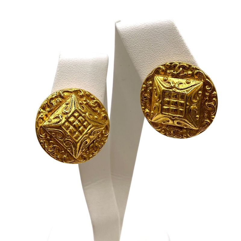 CHANEL Coco Mark Round Earrings - Exquisite Metal Jewelry