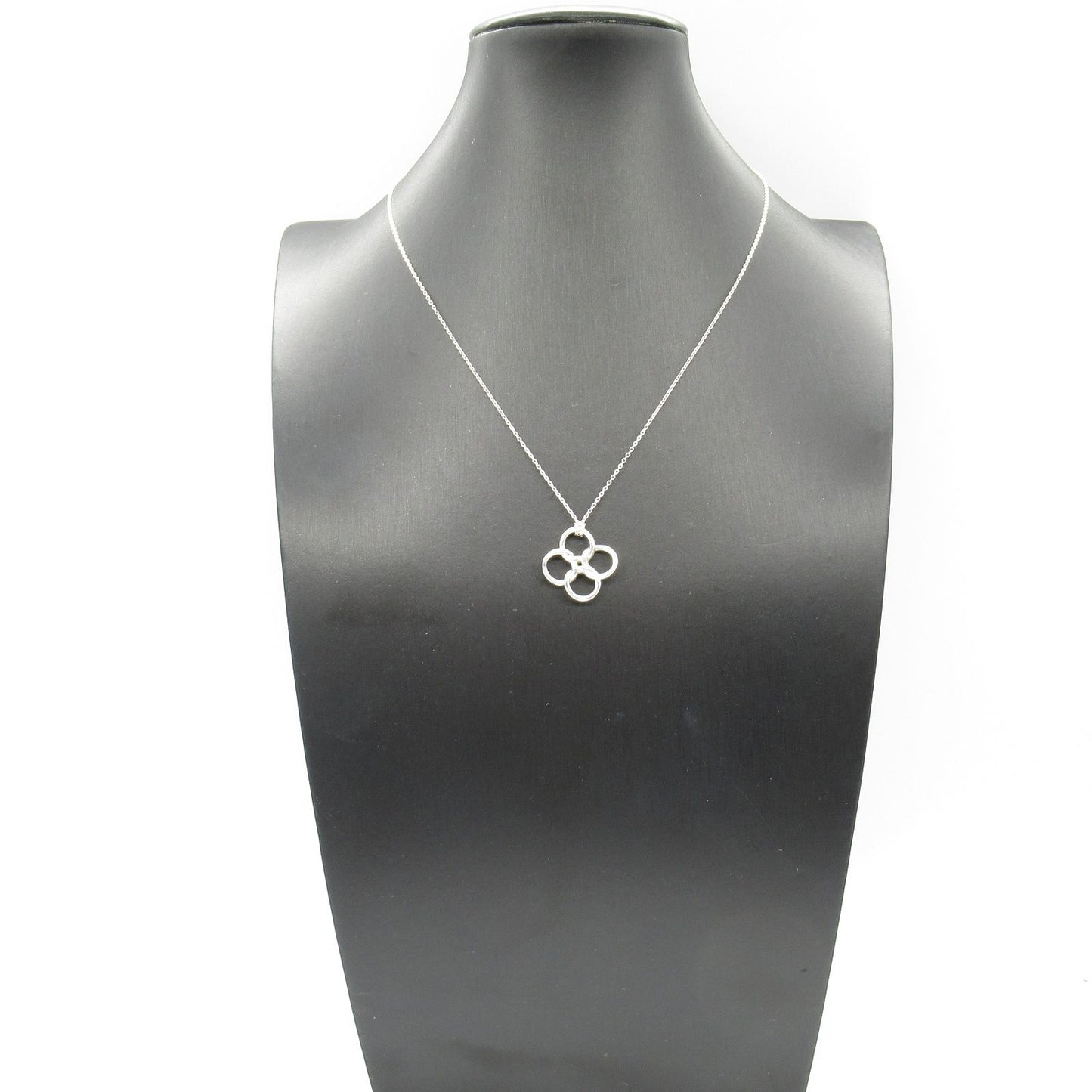 TIFFANY & CO. Quadrofoglio Necklace in Silver 925 - Exquisite Elegance