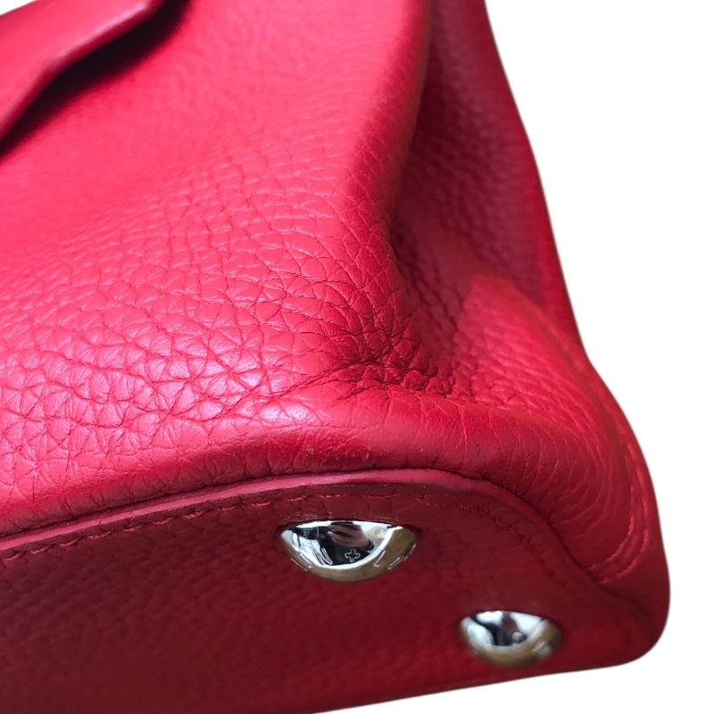 Louis Vuitton Capucines BB Red Leather Shoulder Bag - Exquisite Craftsmanship