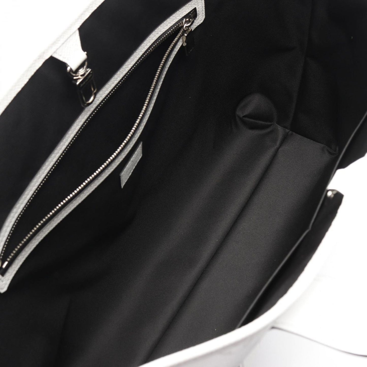 Louis Vuitton Weekend Tote NM in Monogram Canvas - Timeless Elegance