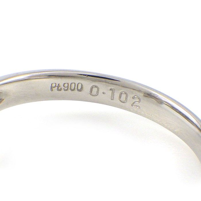 Exquisite Pear Shape Diamond Floral Motif Ring in Platinum