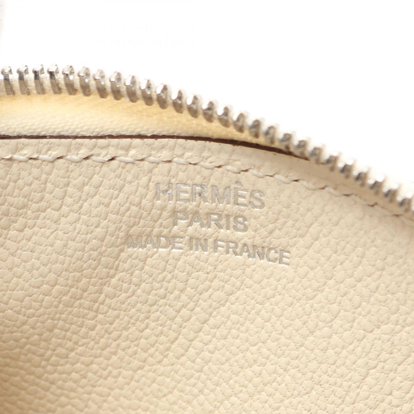 HERMES Paddock Coin Case in Nat/Cuivre Leather - Exquisite Craftsmanship