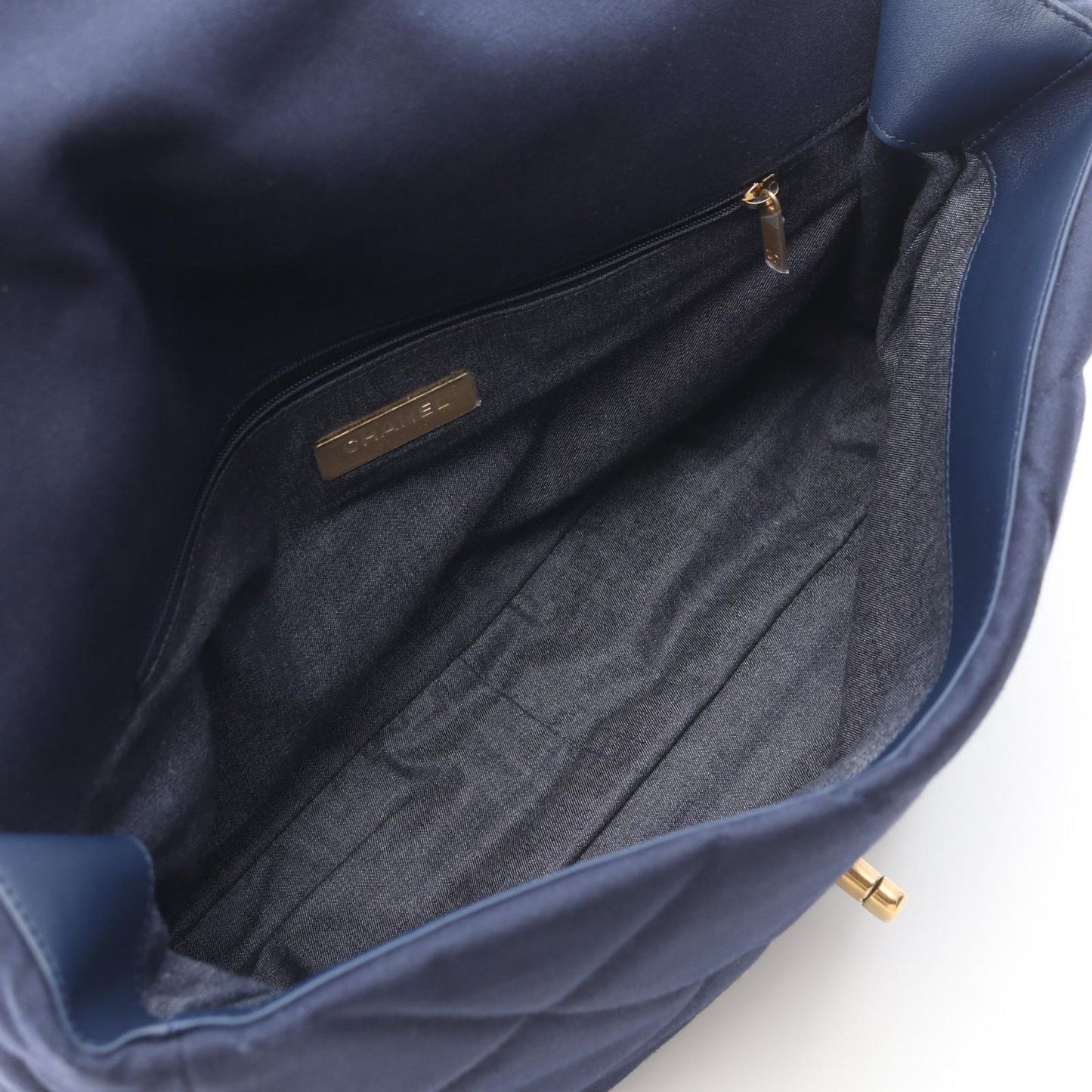 CHANEL 19 Disnuf Maxi Shoulder Bag - Navy Canvas