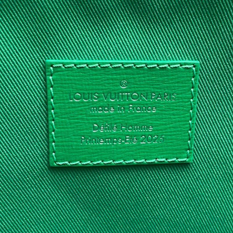 Louis Vuitton Shopper Tote MM in Veil - Unisex Luxury Bag