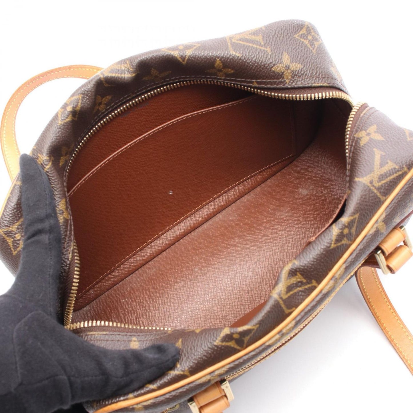 Louis Vuitton Monogram Cite MM Shoulder Bag - Timeless Elegance