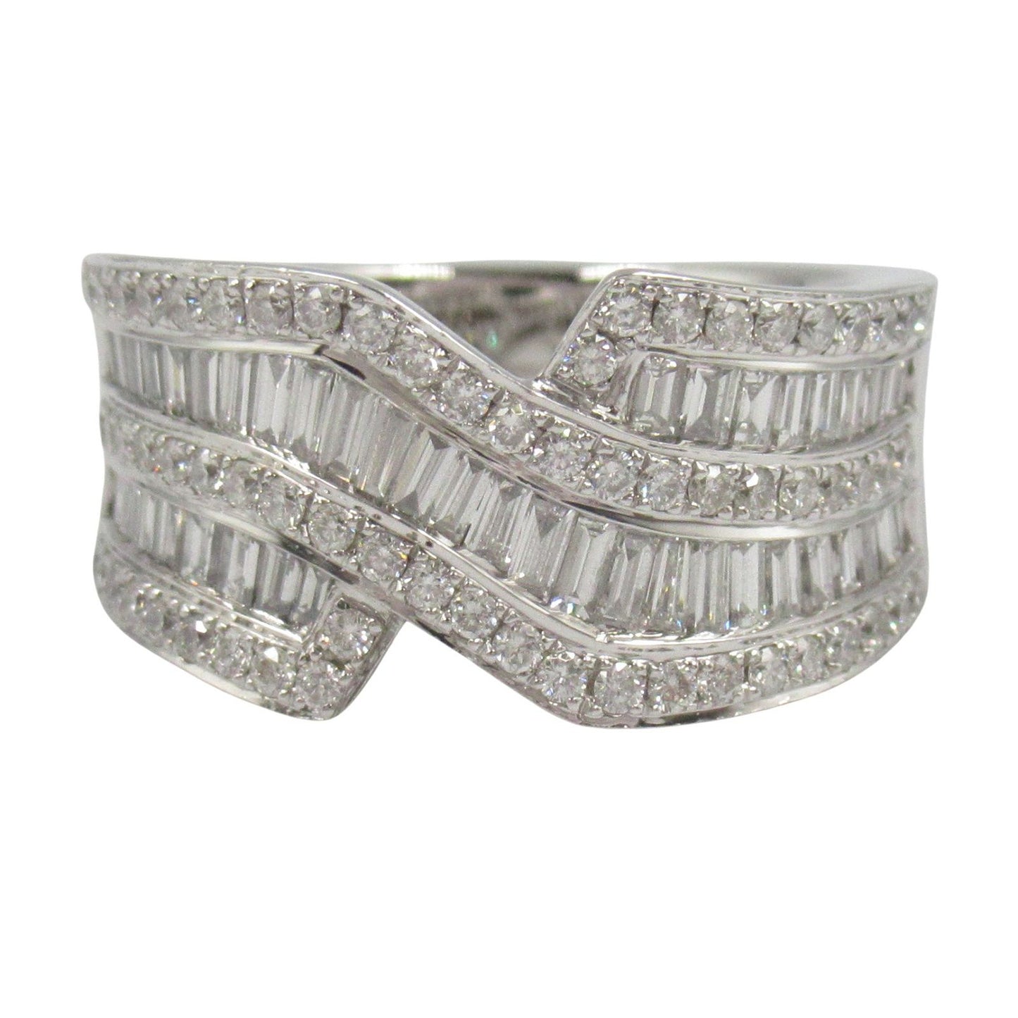 Exquisite K18WG Diamond Ring - 1.40ct Elegance