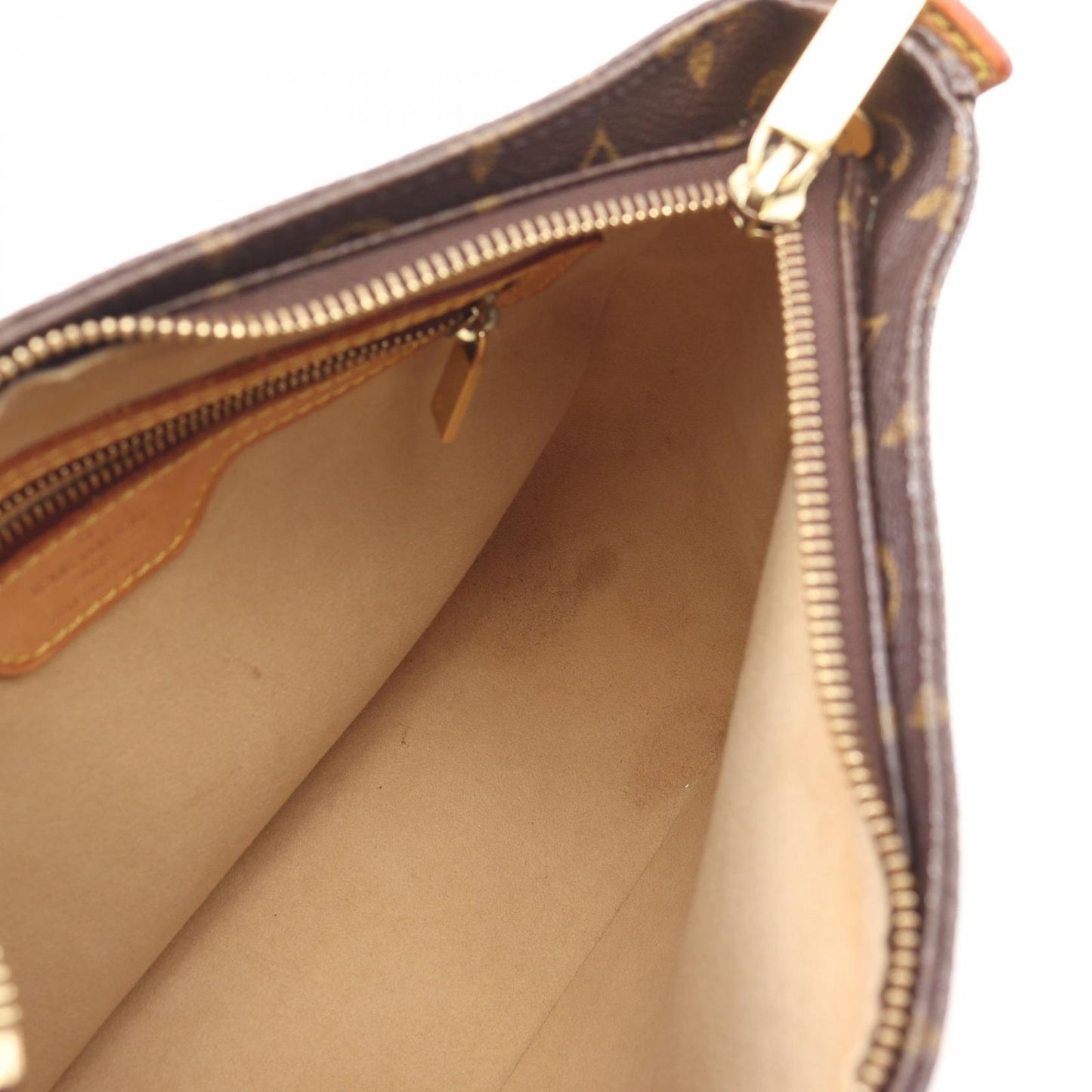 Louis Vuitton Monogram Looping MM Shoulder Bag - Timeless Elegance