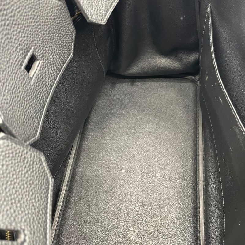 HERMES Birkin 40 Black Togo Handbag with Gold Hardware - Unisex